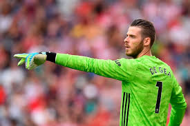 How tall is David de Gea?